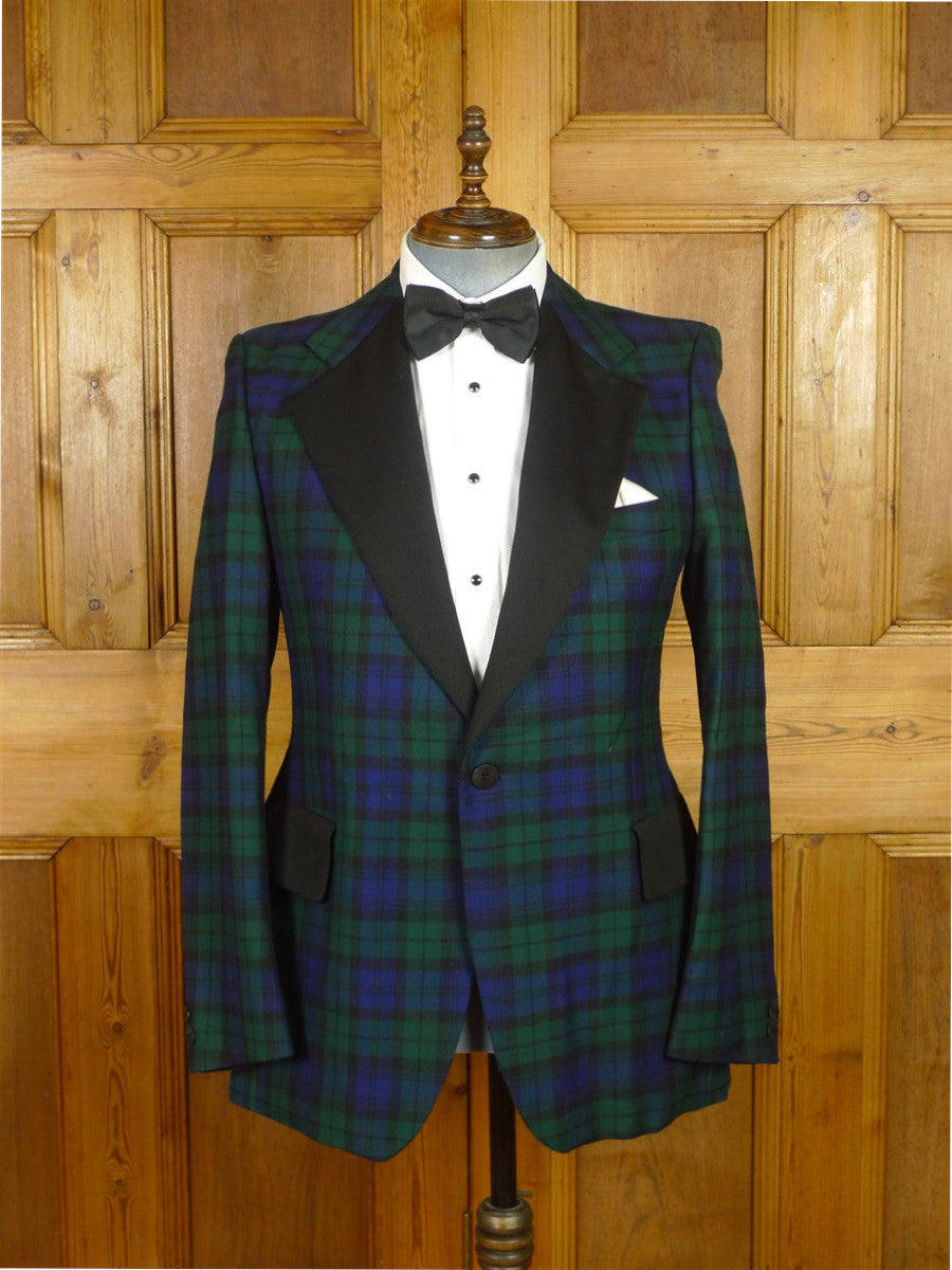 25/1154 wonderful vintage british black watch tartan dinner jacket w/ satin facings 41 regular