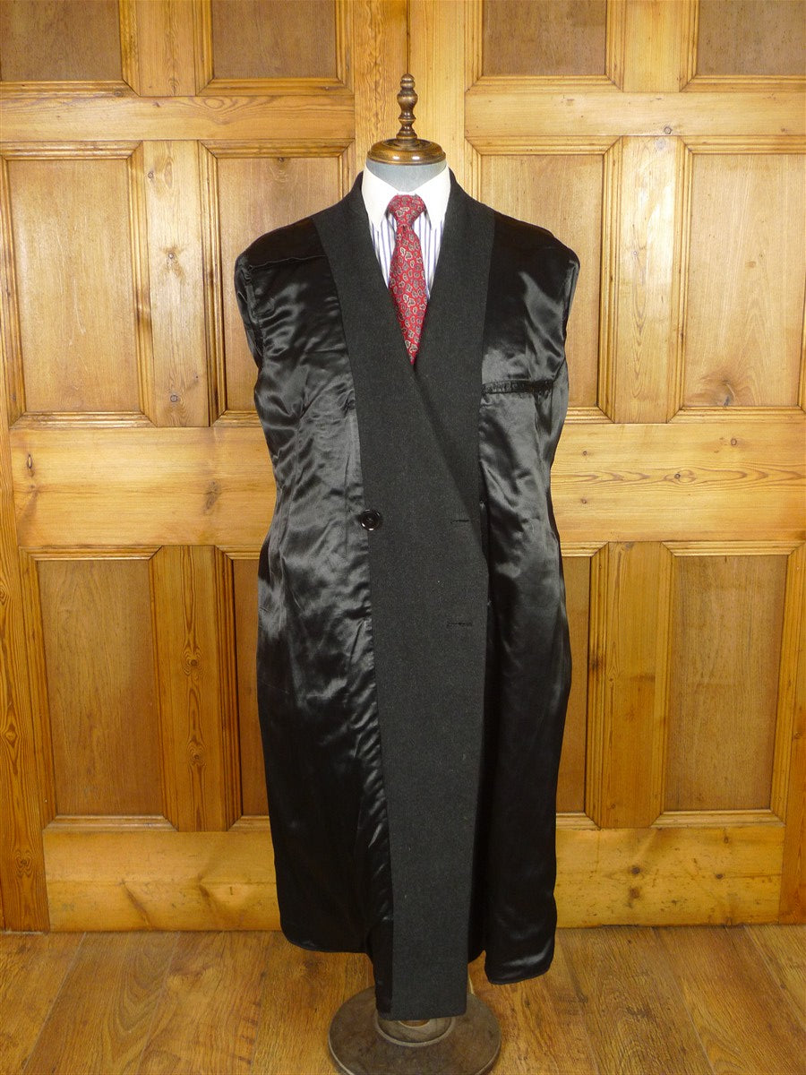 25/1179 genuine 1950s vintage extra-heavyweight full-length d/b charcoal grey herringbone weave d/b king coat overcoat 42 long