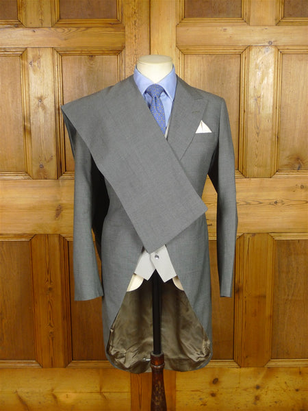 25/1180 wonderful 1971 vintage grey worsted 2-piece morning suit for royal ascot / weddings 38 long