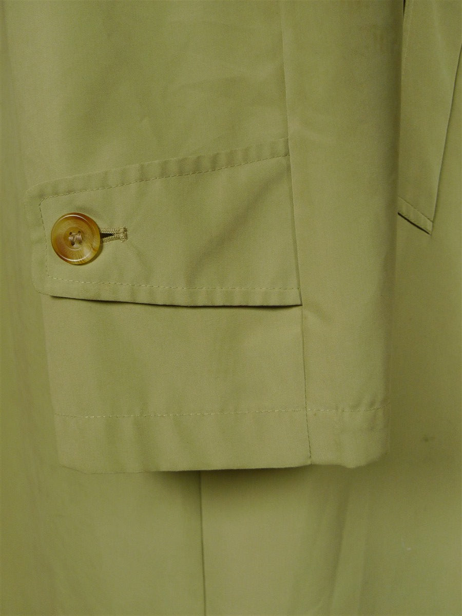 26/0028 aquascutum london pale green full-length foldable raincoat mac 42