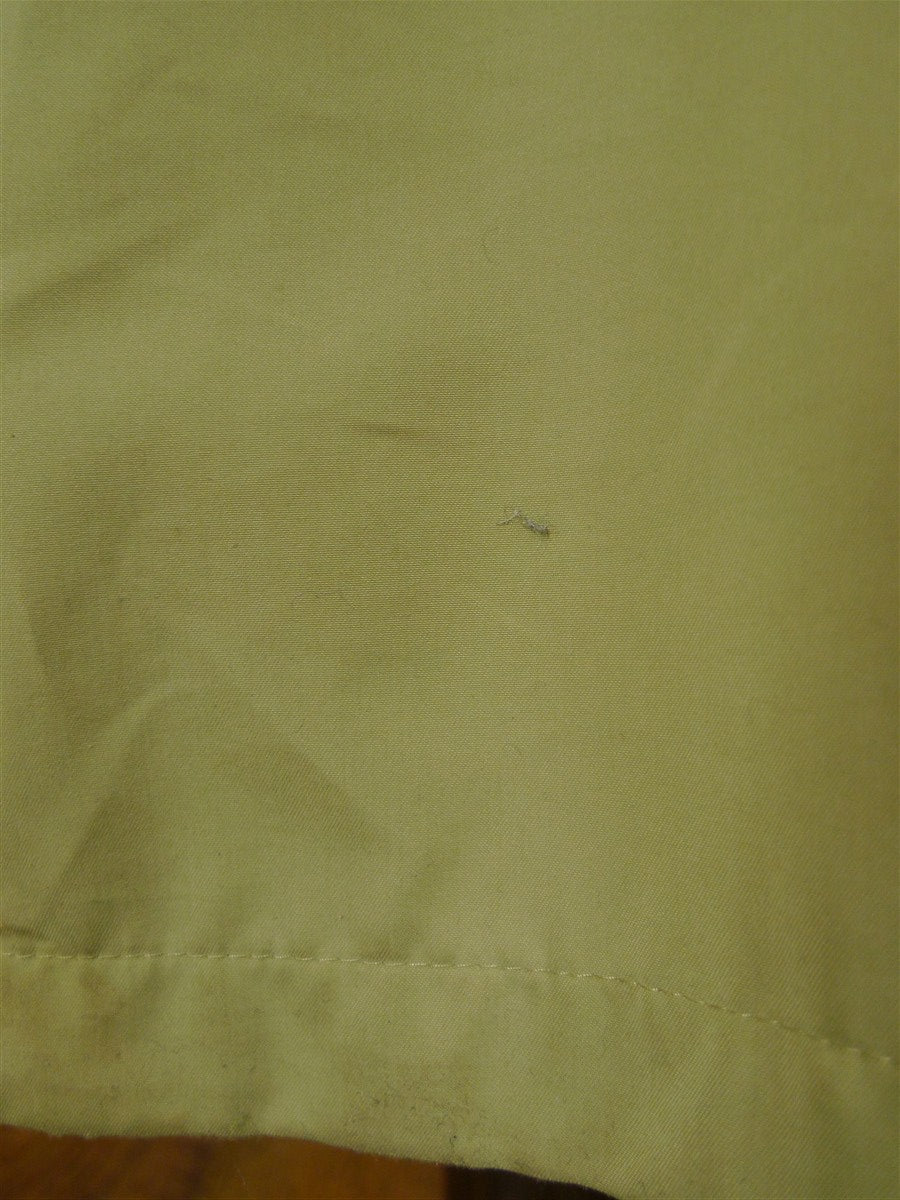 26/0028 aquascutum london pale green full-length foldable raincoat mac 42