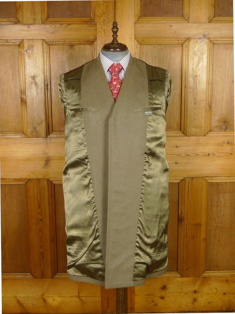 26/0023 superb vintage british heavyweight venetian wool covert coat overcoat 40 regular