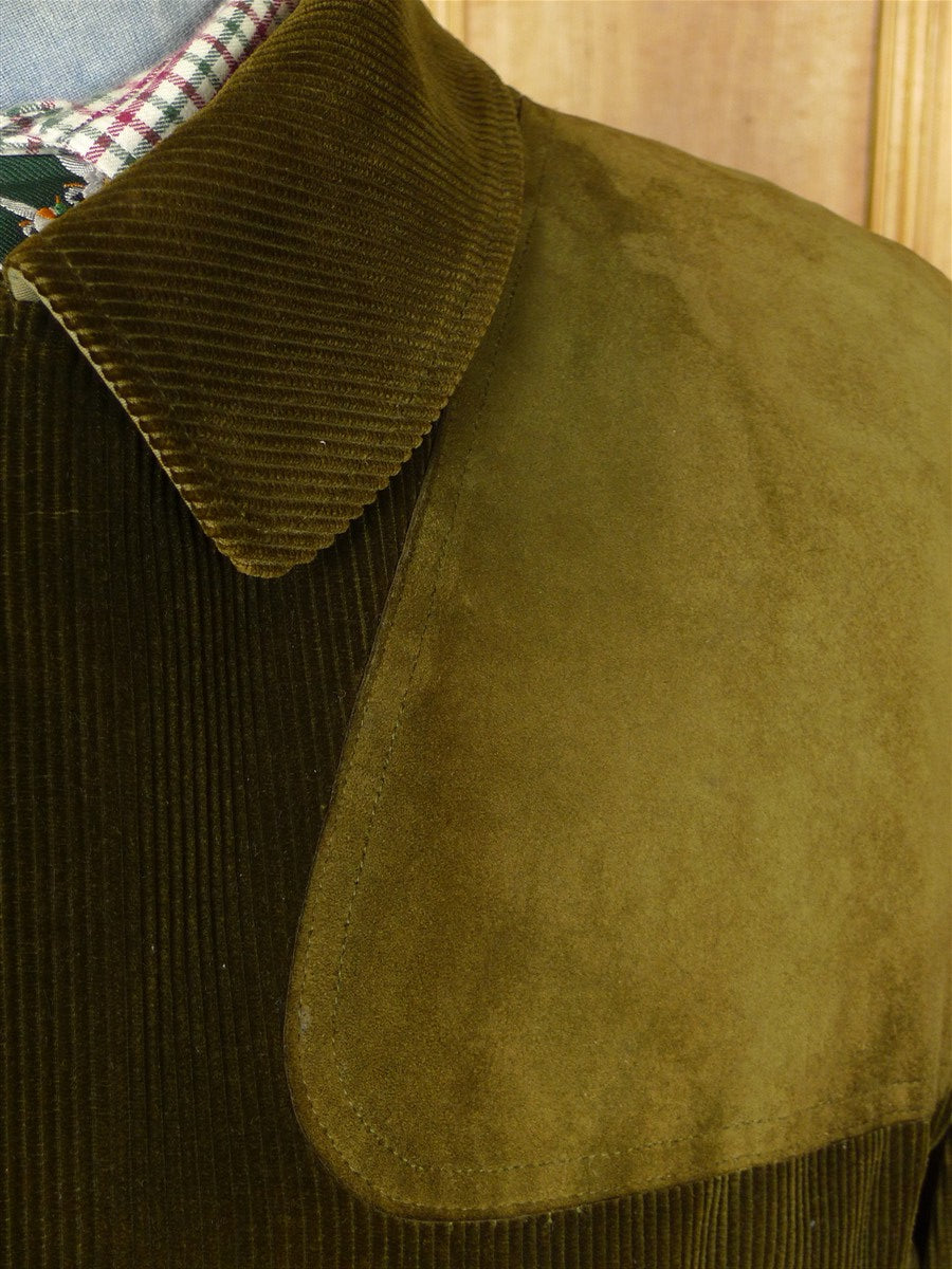 26/0065 near immaculate invertere for daks green corduroy shooting style jacket field coat 43 short
