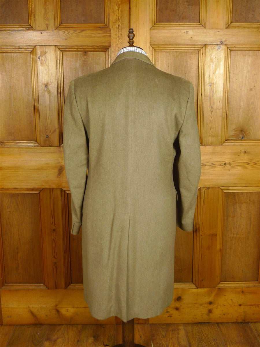 26/0079 vintage 1960s venetian wool overcoat raincoat coat moss bros covent garden 41-42