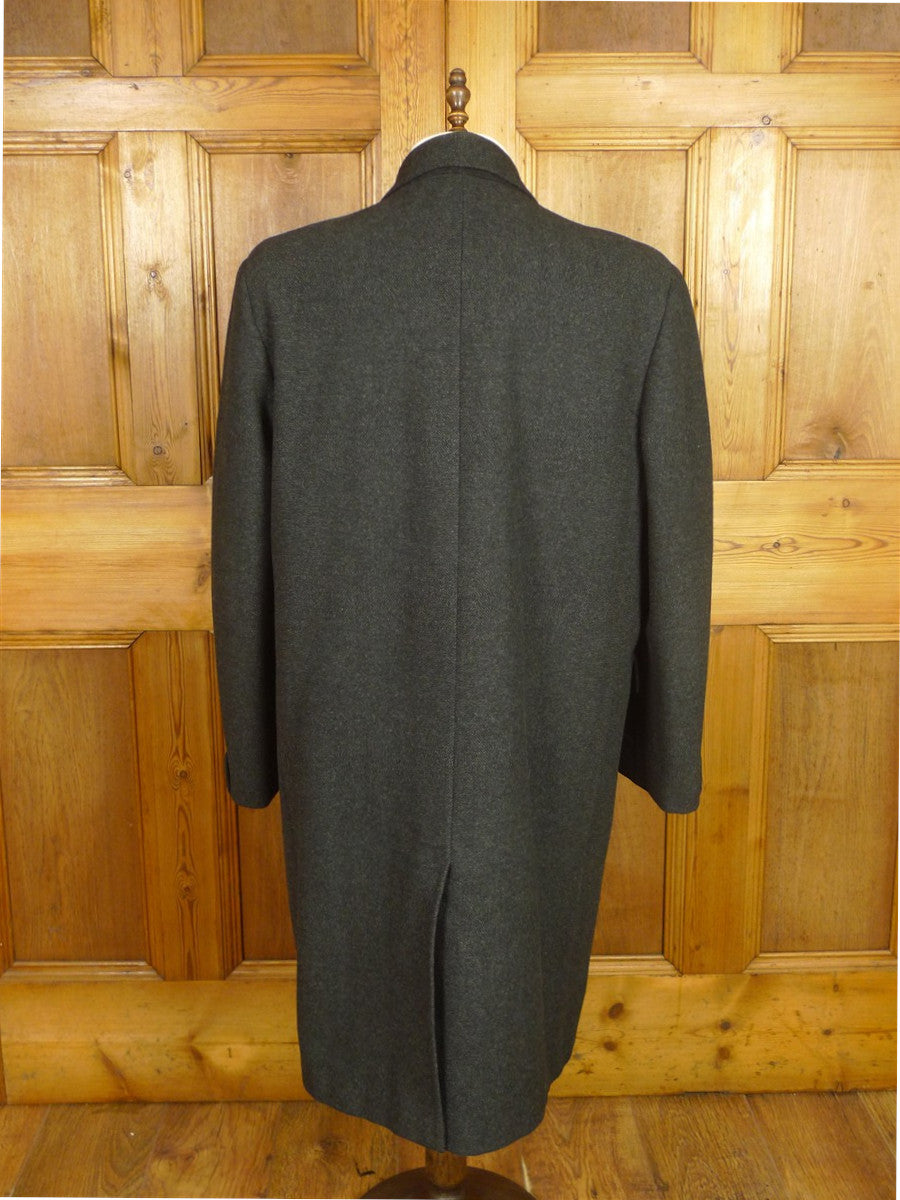 26/0076 nr immaculate vintage crombie charcoal grey herringbone wool overcoat w/ gauntlet cuff 46