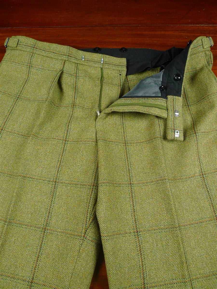 26/0068 nr immaculate stewart christie edinburgh bespoke heavyweight green wp check 3-piece suit  w/ ext trs 45 regular