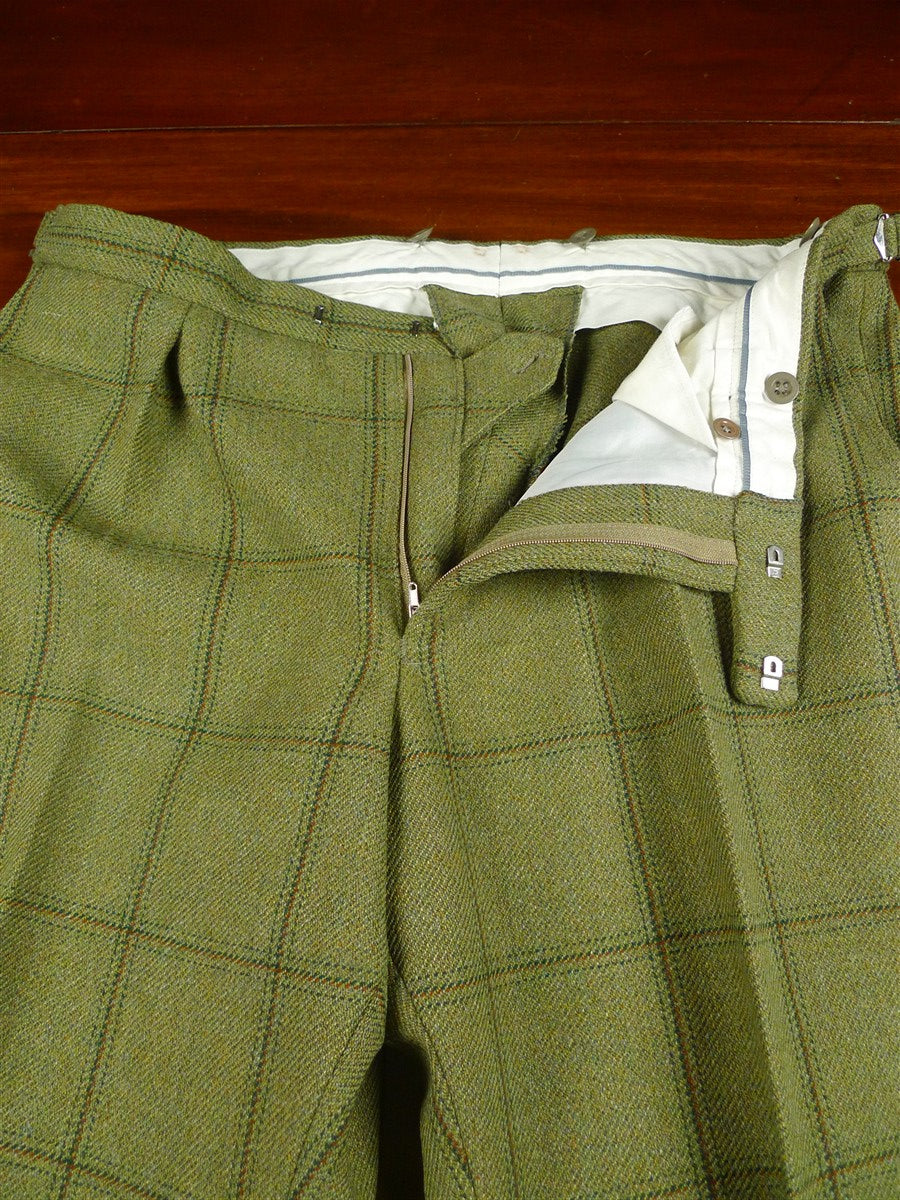 26/0068 nr immaculate stewart christie edinburgh bespoke heavyweight green wp check 3-piece suit  w/ ext trs 45 regular