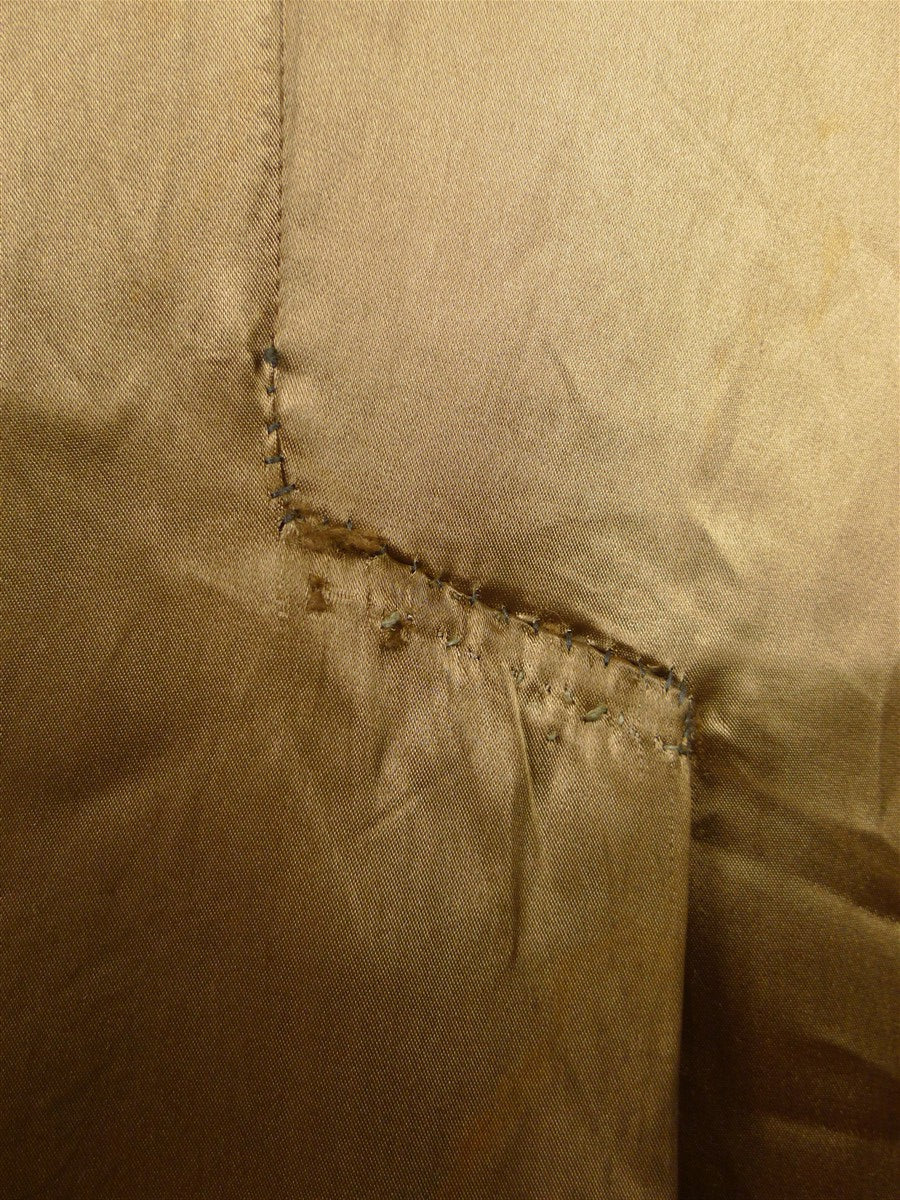 26/0073 extra-heavyweight 1950s vintage british warm overcoat w/ original leather buttons 39 short