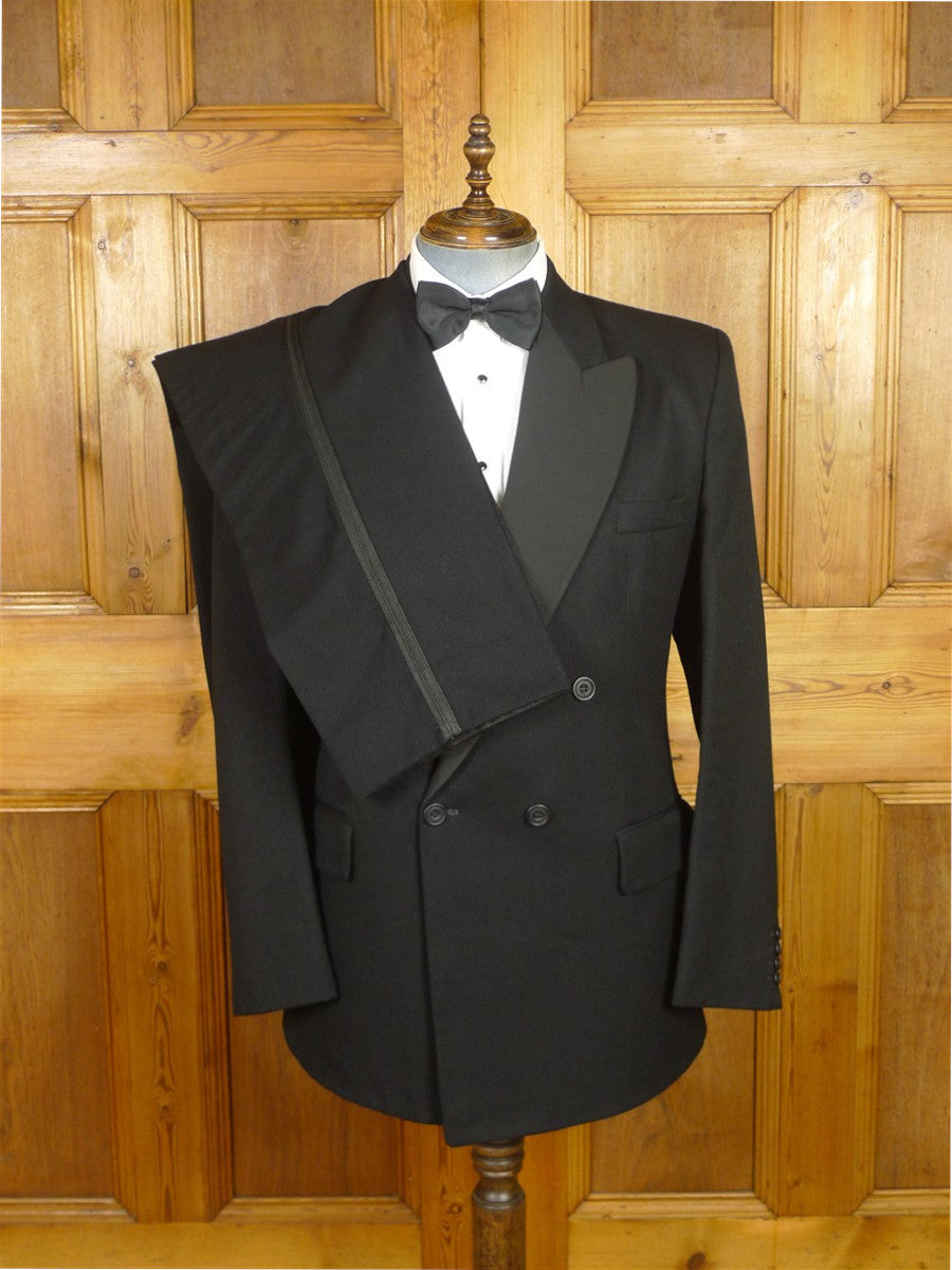 26/0067 immaculate pakeman catto carter black barathea wool / grosgrain facing d/b dinner suit 44 long