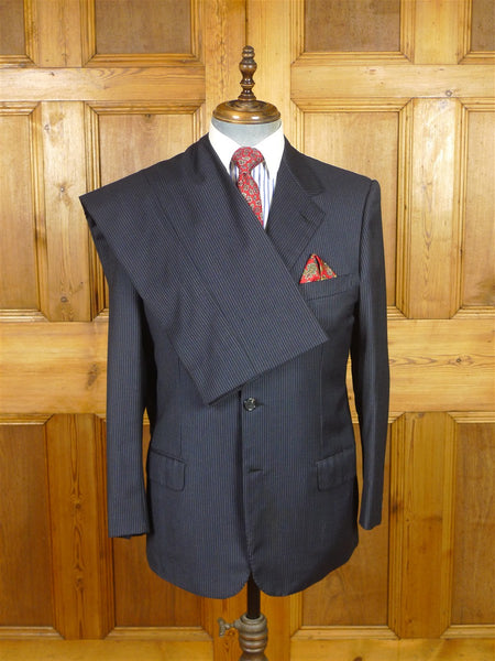 26/0188 immaculate vintage brioni luxury wool navy blue pin-stripe suit 40 short