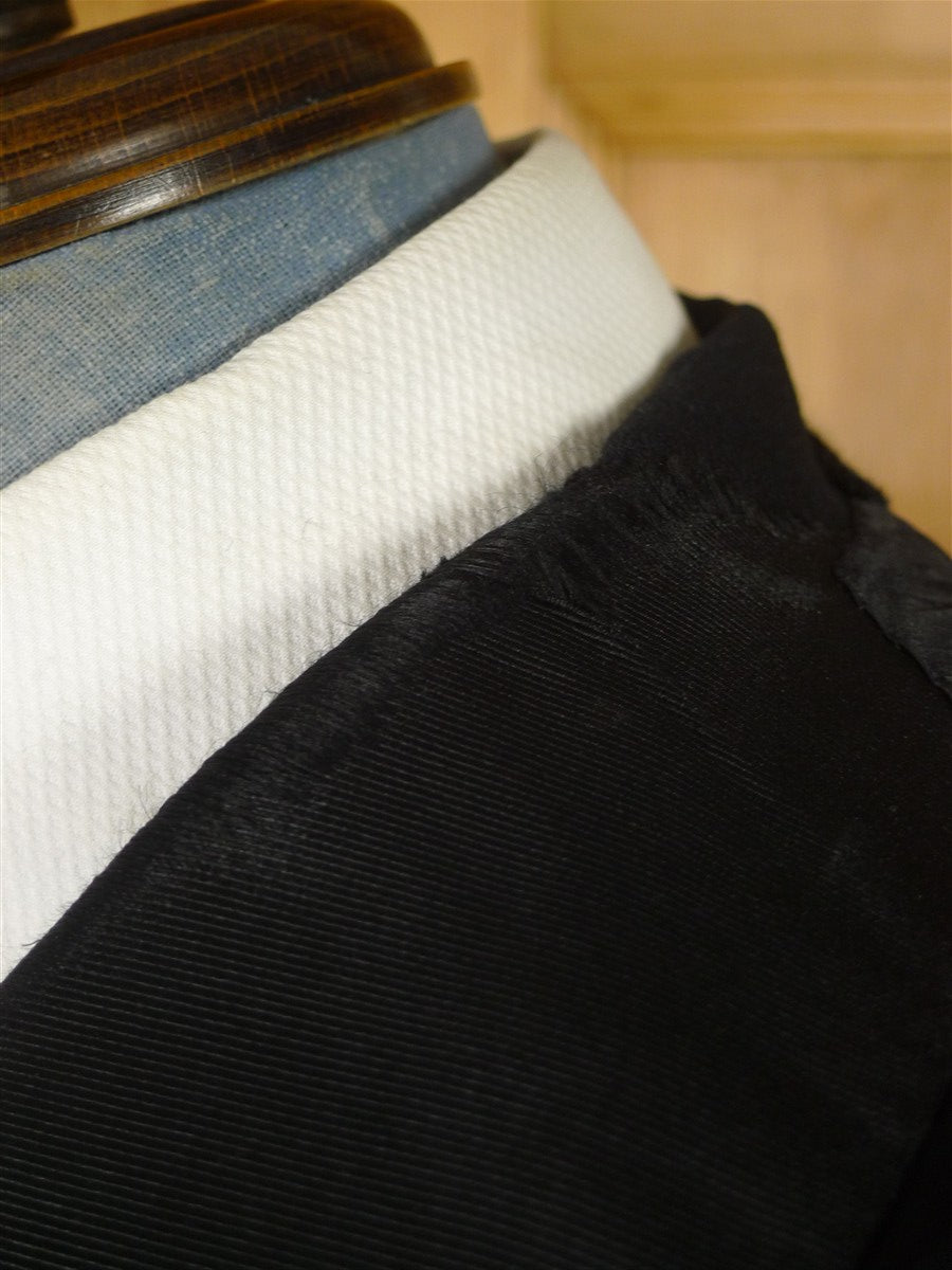 26/0210 genuine 1950s vintage british black wool evening tailcoat w/ grosgrain silk facings 39-40 regular