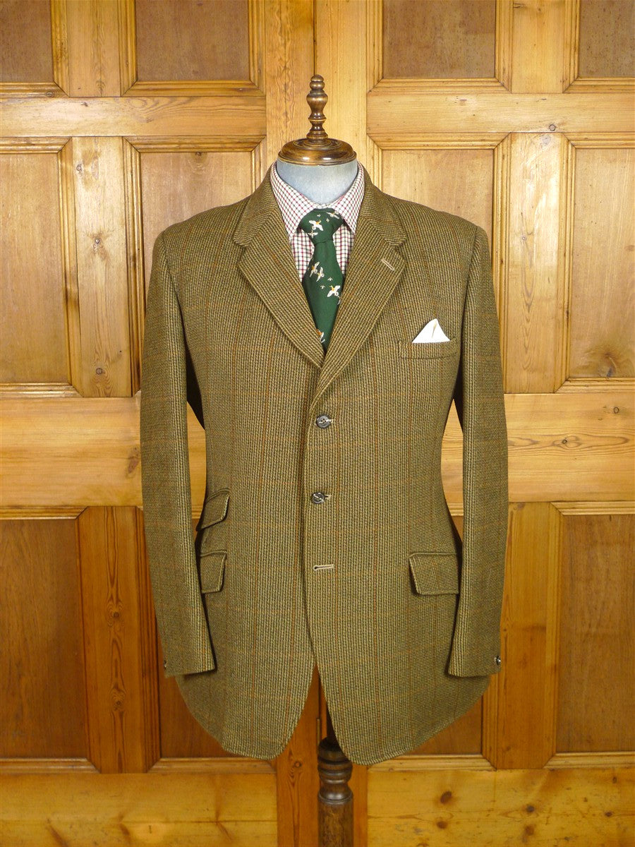 26/0224 superb vintage heavyweight harry hall tweed hacking jacket w/ ghillie collar & poacher pocket 43 long