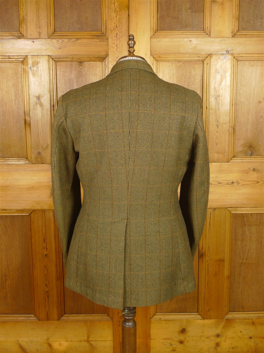 26/0224 superb vintage heavyweight harry hall tweed hacking jacket w/ ghillie collar & poacher pocket 43 long