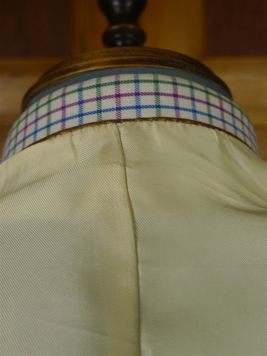 26/0227 exceptional vintage heavyweight beige cavalry twill country waistcoat w/ brass buttons 40