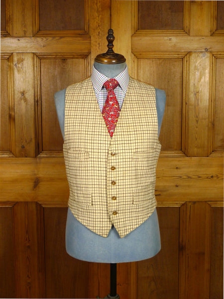26/0228 wonderful 1940s 1950s vintage harry hall cream / brown tattersall check wool country waistcoat 40