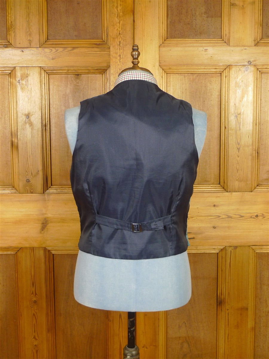 26/0238 immaculate p&j haggart of aberfeldy lovat green & blue tweed country kilt waistcoat 44-45