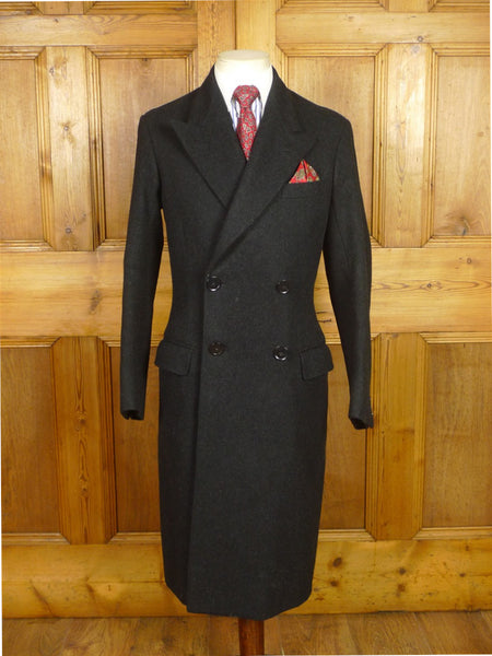 26/0262 exceptional nr immaculate 1962 vintage savile row bespoke extra-heavyweight d/b charcoal grey 'king' coat overcoat 34-36