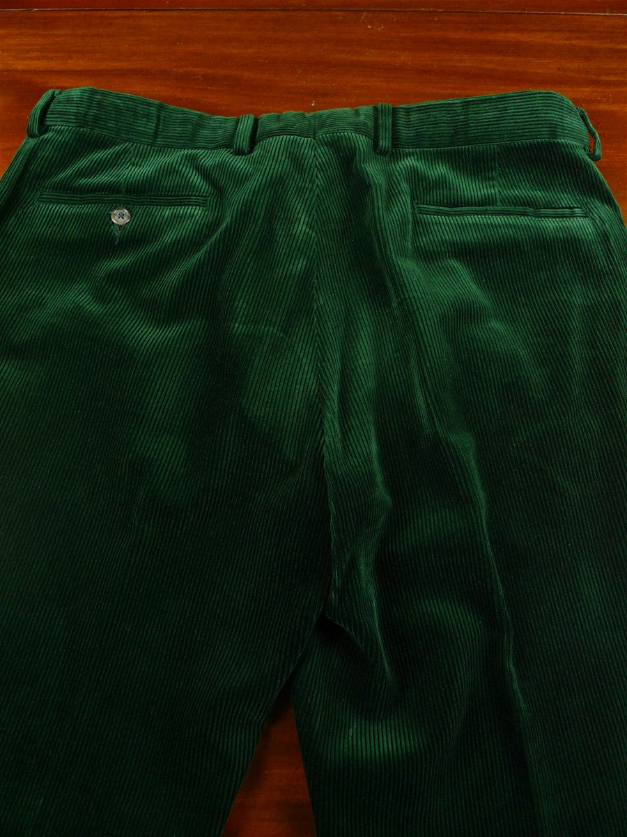 26/0281 immaculate ralph lauren green corduroy country trouser 36