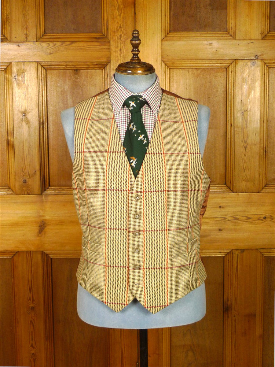 26/0270 immaculate 2018 perthshire estates bespoke sporting check tweed jacket and waistcoat 44 regular