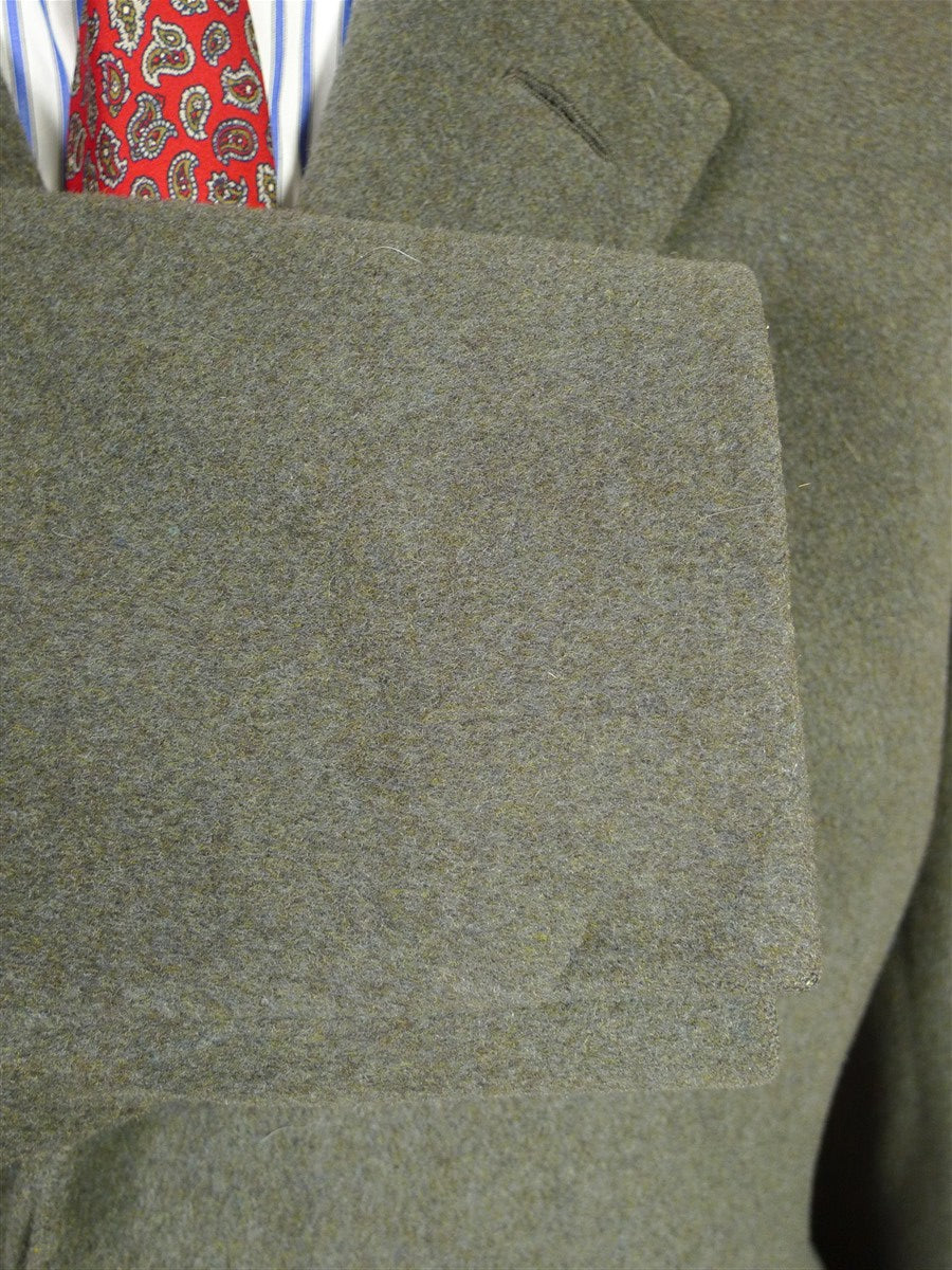 26/0298 superb vintage wells of mayfair savile row heavyweight lovat green melton wool overcoat w/ horn buttons 40