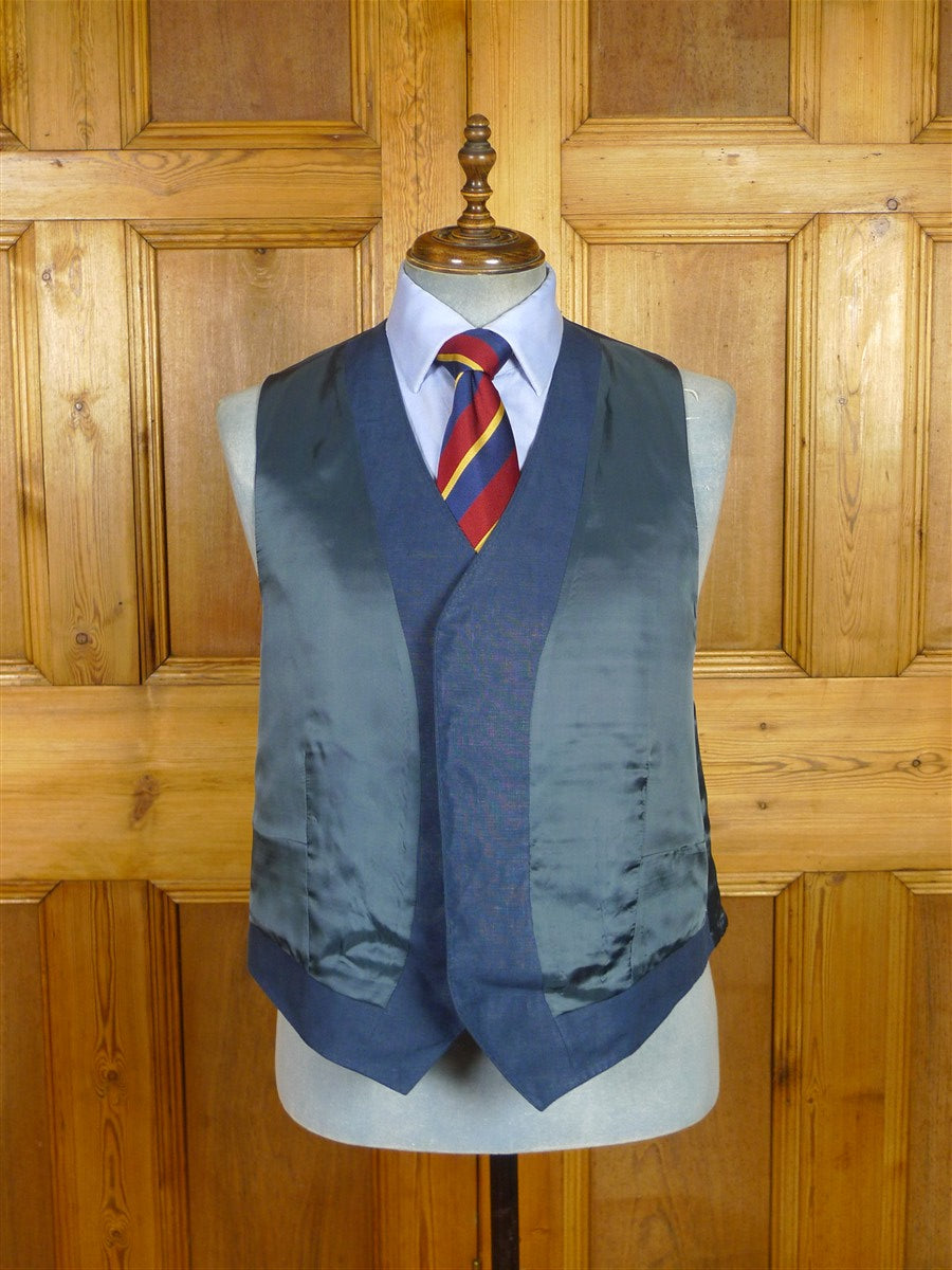26/0351 immaculate 2014 gio genco mayfair italian bespoke blue linen 3-piece suit 42 short to regular