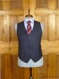 26/0347 immaculate gio genco mayfair italian bespoke super 150s & silk navy blue 3-piece suit 44 short