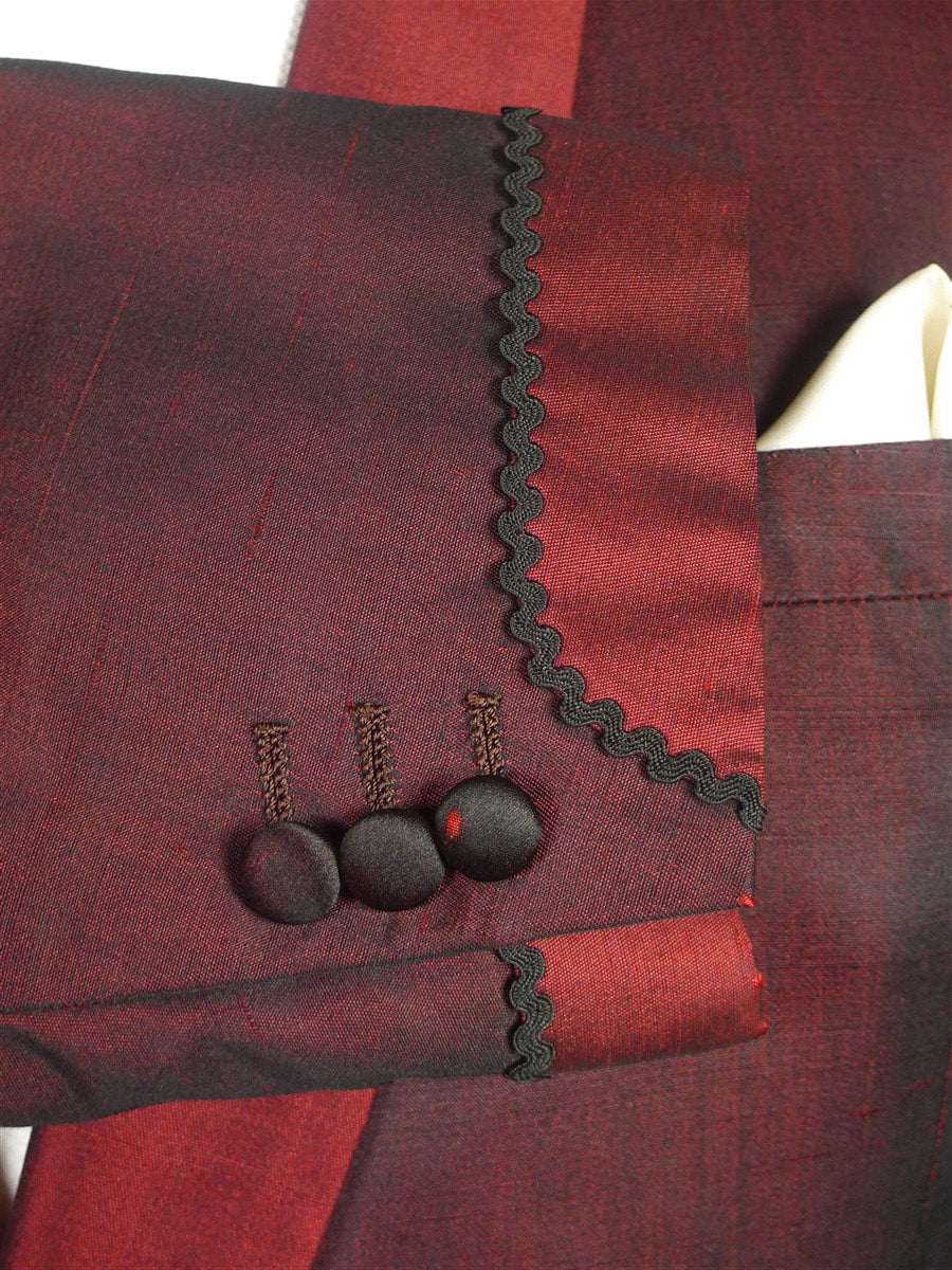 26/0423 wonderful 1967 vintage cyril castle savile row bespoke burgundy red silk dinner / smoking jacket 40 short