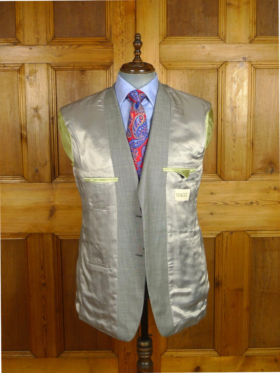 26/0450 immaculate magee grey pick weave pure wool suit 42 regular