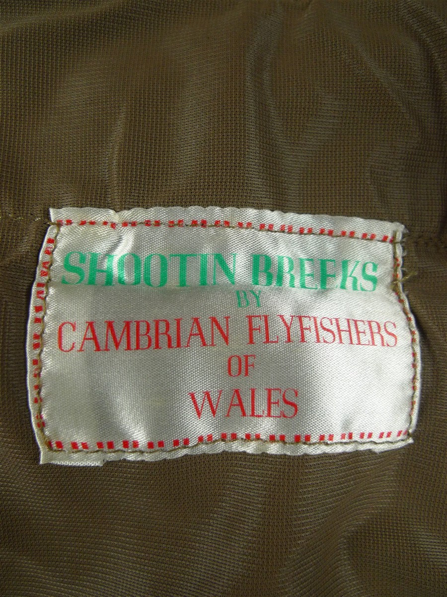 26/0487 vintage british heavyweight green derby tweed 3-piece shooting suit - jacket / 2 pair breeks - 42 regular to long