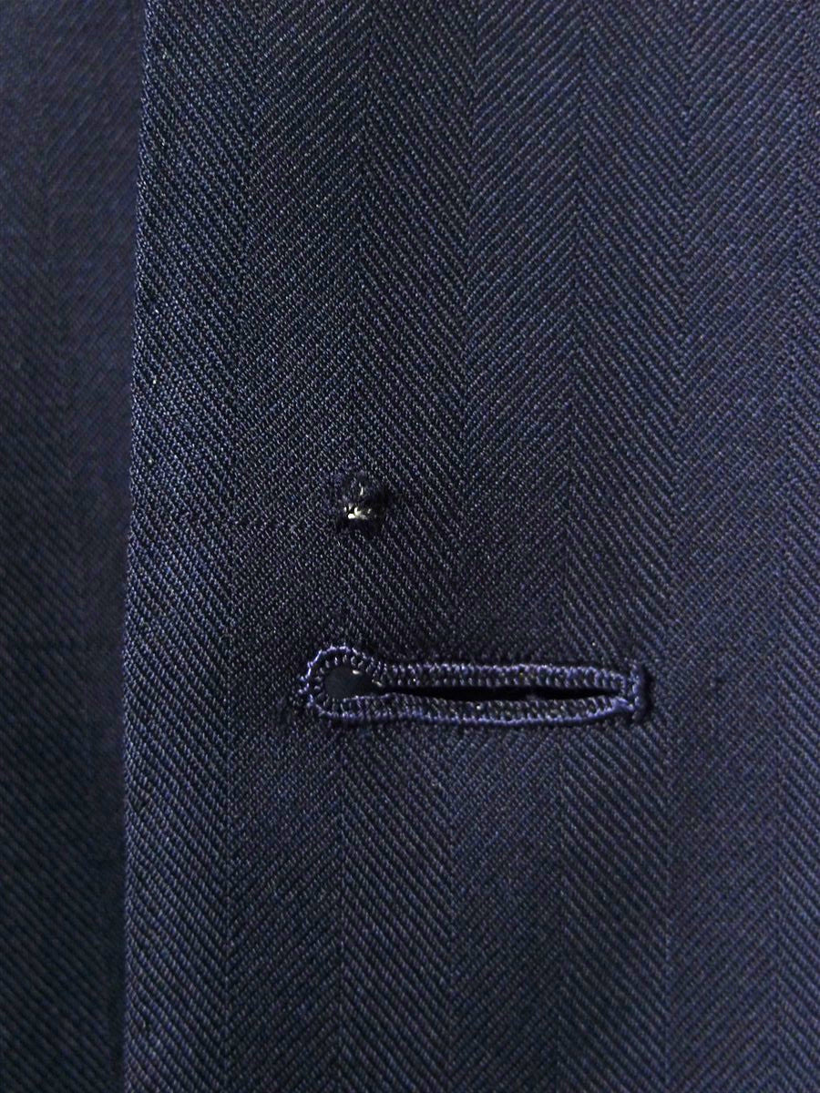 26/0513 maurice sedwell 2003 savile row bespoke dark navy blue herringbone worsted d/b blazer 46 short to regular