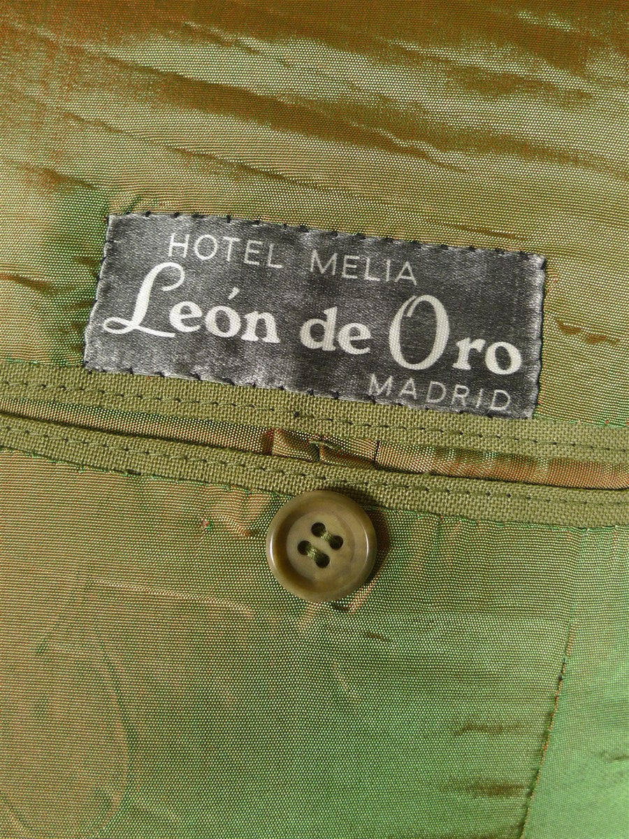 26/0520 beautiful 1960s madrid vintage khaki green 3/3 d/b mohair suit 44 regular