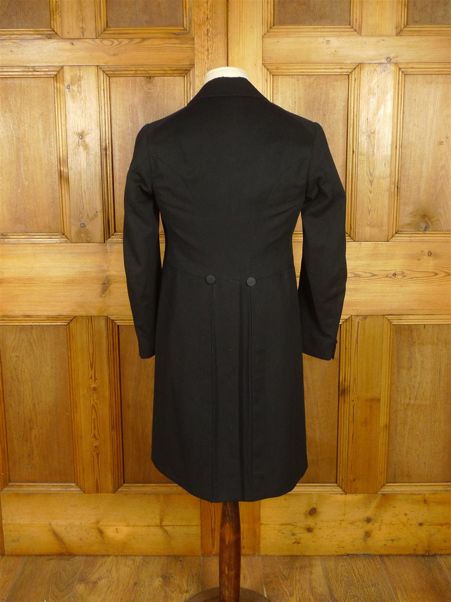 26/0539 genuine antique black wool d/b frock coat w/ beautiful detailing 33 short