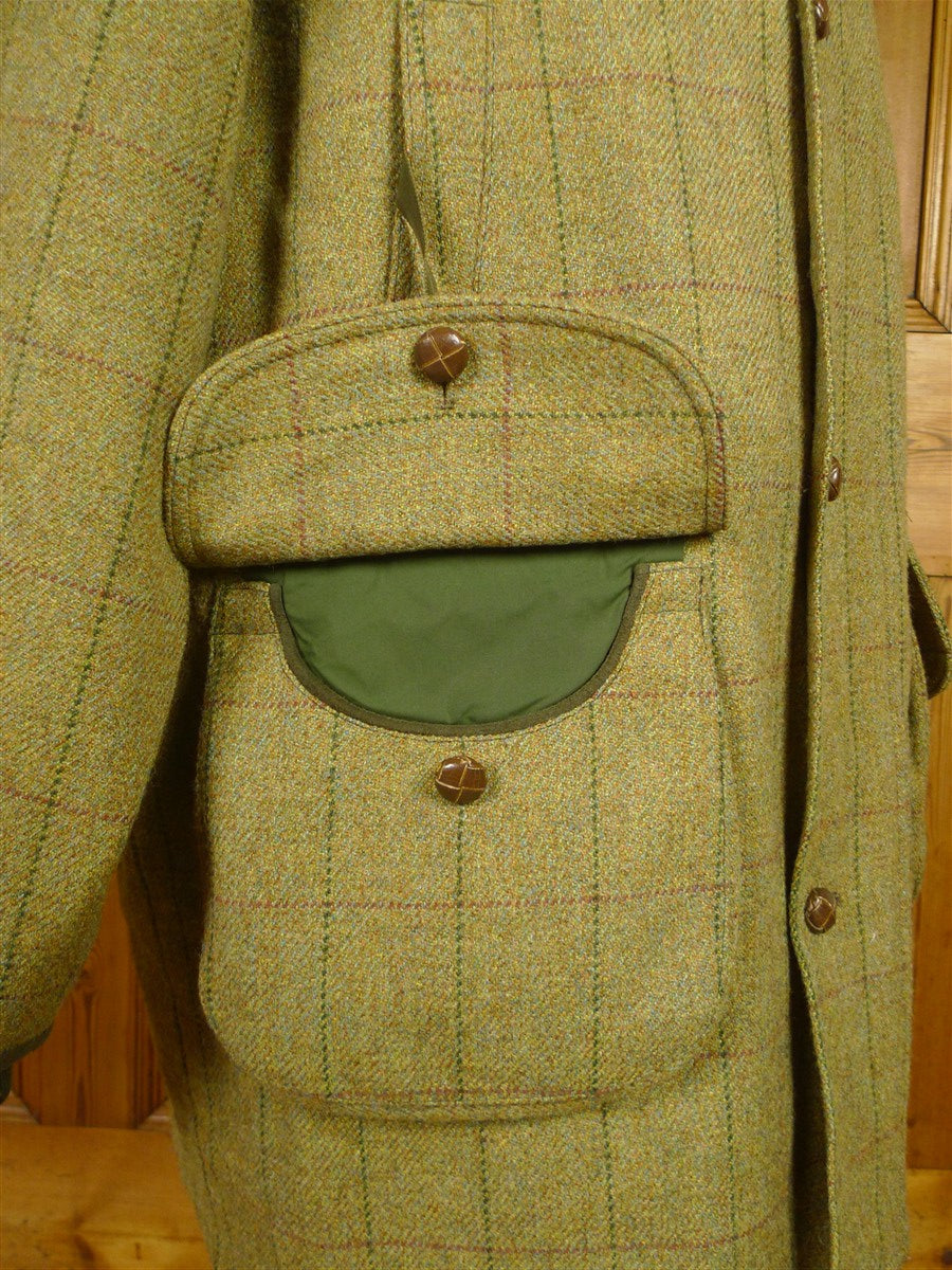 26/0564 immaculate p&j haggart of aberfeldy green wp check tweed shooting jacket field coat w/ all-weather membrane 50-52
