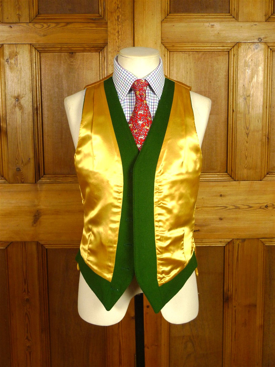 26/0569 immaculate john g hardy green doeskin wool country waistcoat w/ gold satin lining 37-38