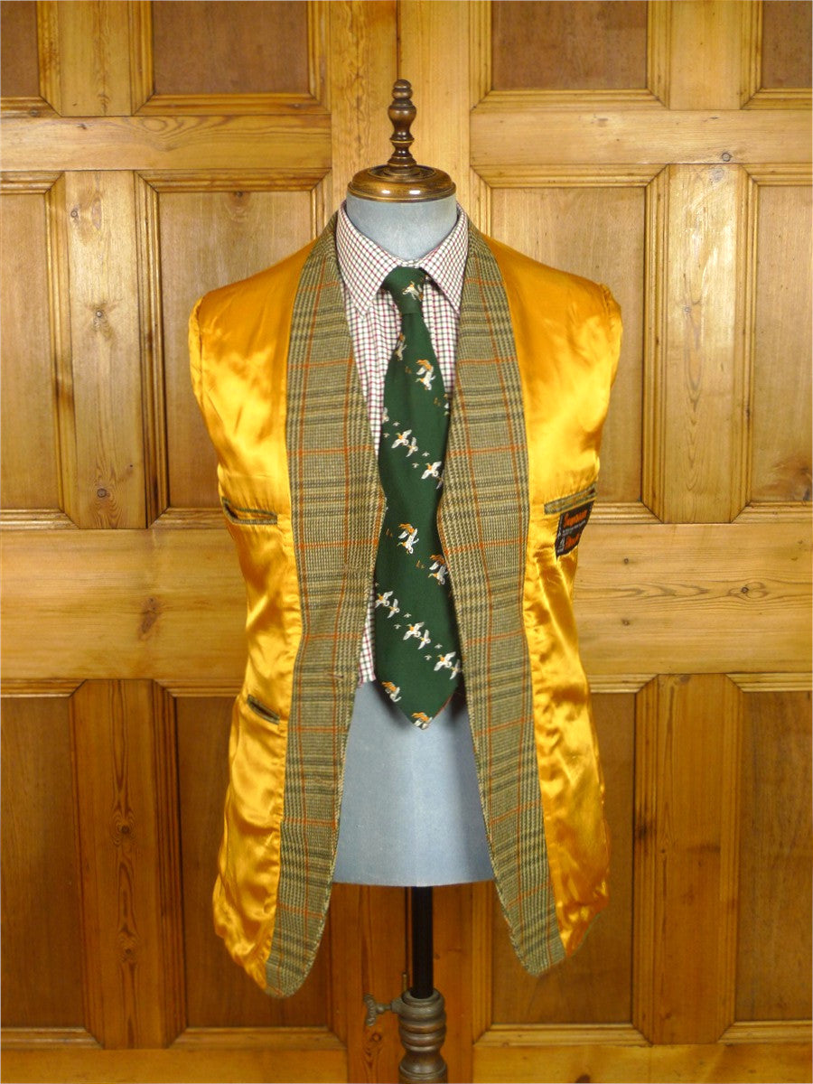 26/0602 near immcaculate bladen supasax green / amber glen check tweed jacket 38 regular to long