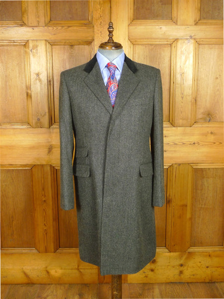 26/0605 immaculate 100% camelhair grey herringbone wool overcoat w/ velvet collar 42 regular