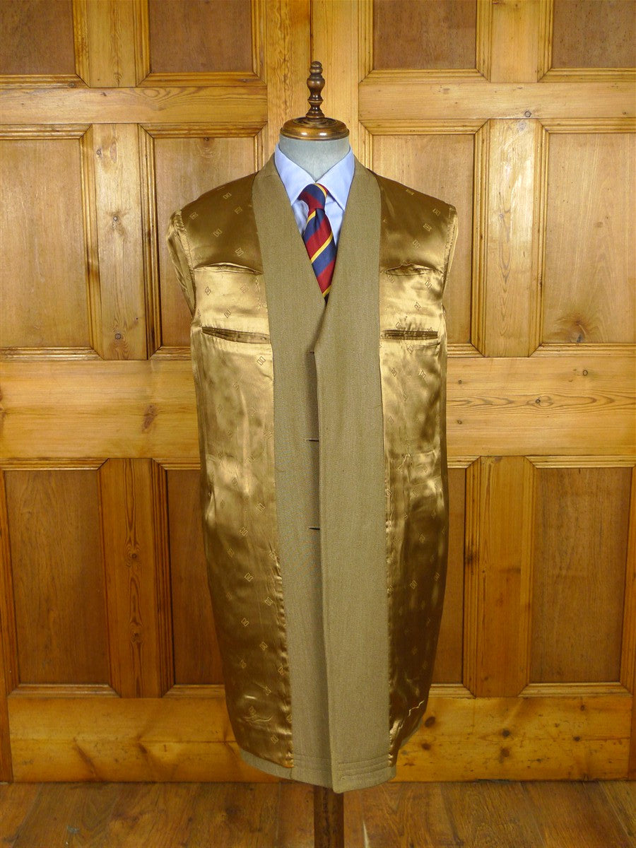 26/0593 immaculate vintage daks signature stone venetian wool covert coat w/ horn buttons 41-42 regular