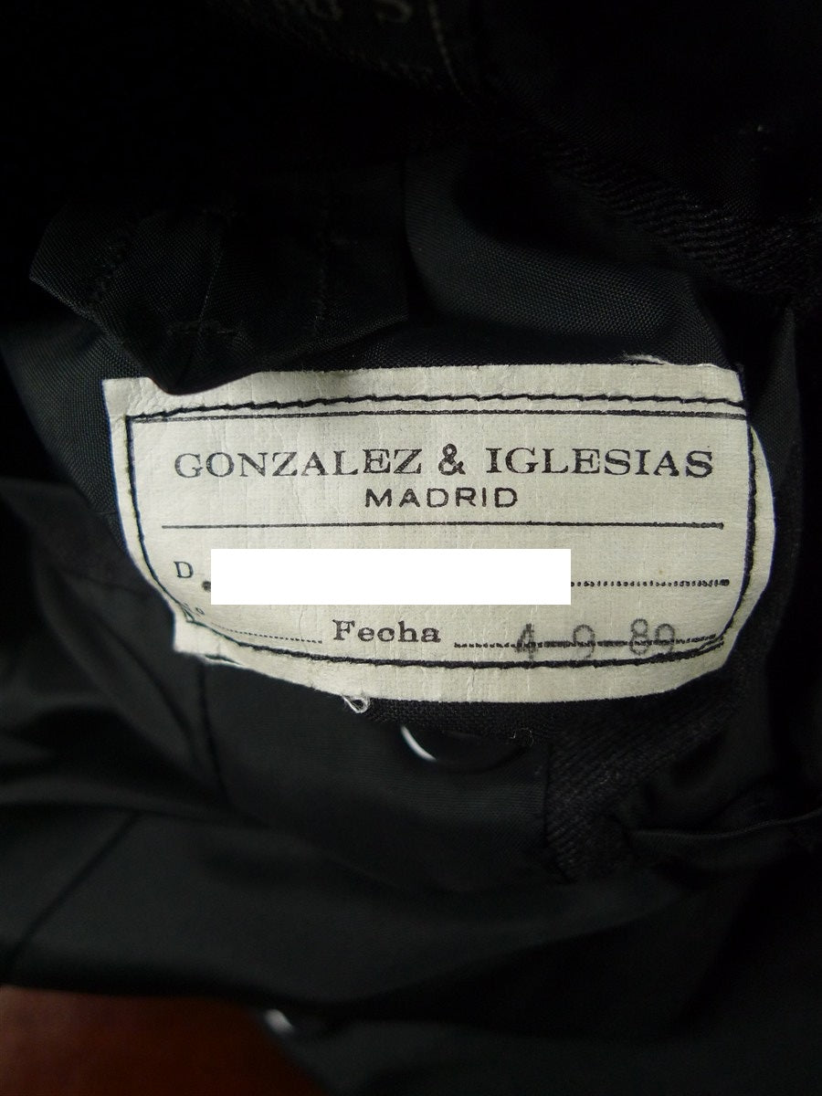 26/0635 madrid 1989 bespoke canvassed 90% merino wool & 10% cashmere grey d/b suit 44-45 regular