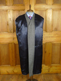 26/0638 immaculate grey herringbone tweed continental style overcoat 48