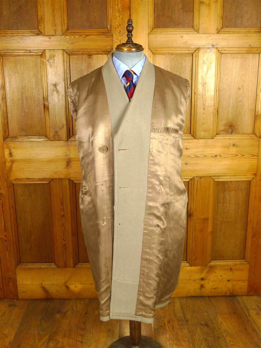 26/0652 wonderful genuine 1950s 1960s vintage british warm style overcoat w/ original leather buttons 42 regular