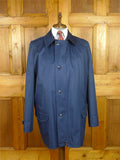 26/0658 wonderful immaculate vintage gannex navy blue coat raincoat overcoat mac 48-50