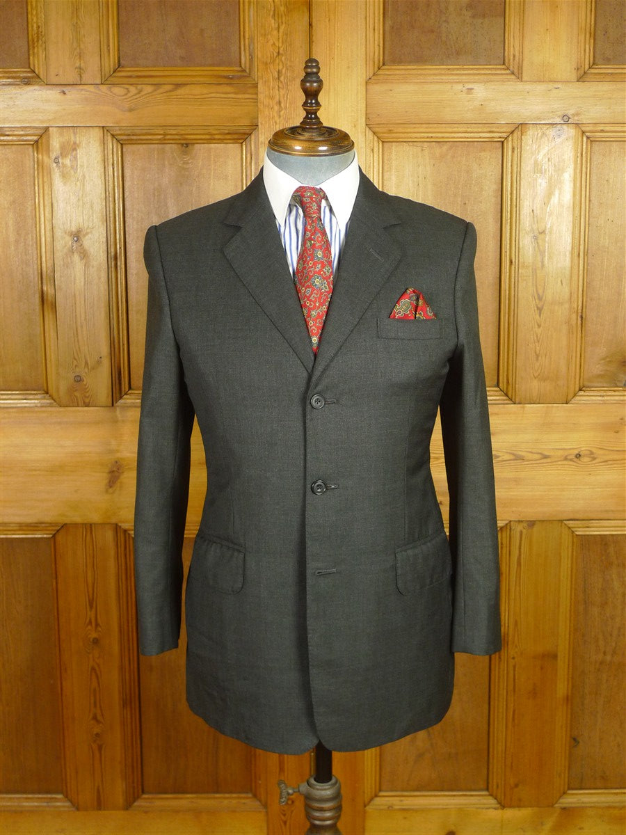 26/0662 immaculate buckleigh sw1 london bespoke grey worsted wool suit 38 short to regular