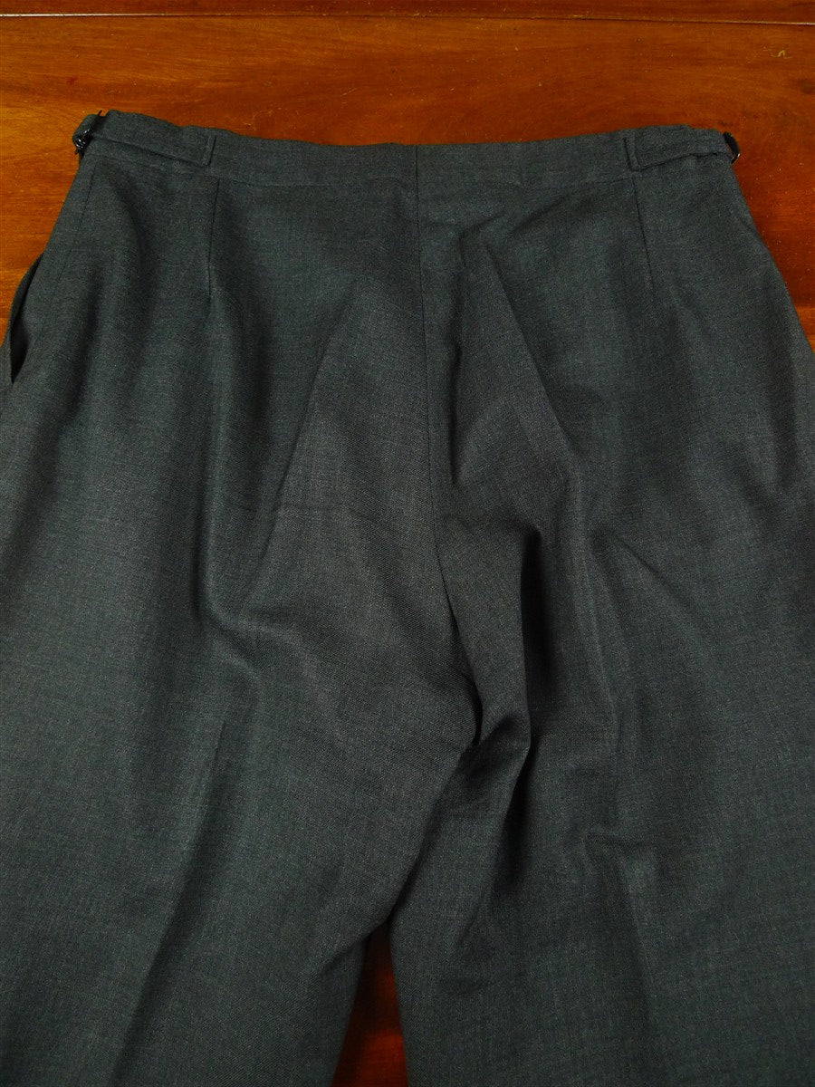 26/0666 immaculate buckleigh sw1 london bespoke grey worsted wool suit w/ green lining 38 short to regular