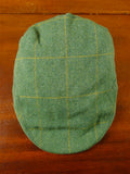 26/0694 immaculate stowers savile row bespoke green / amber wp check tweed cap hat 57 cms