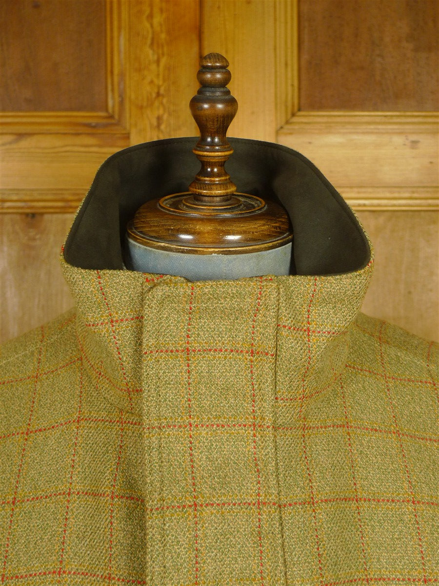 26/0696 new w/ tags (slight seconds) musto wp check tweed shooting coat 45
