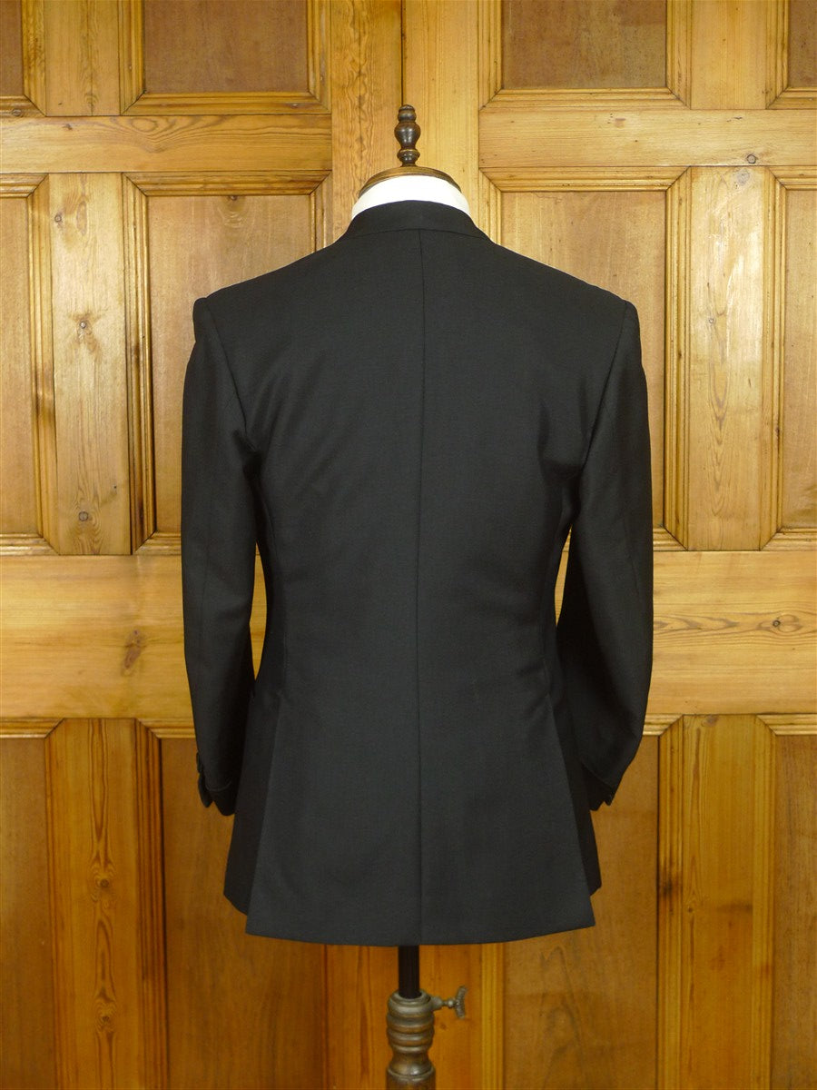 26/0730 immaculate 1998 daniel w jupp savile row bespoke midnight blue mohair dinner suit w/ gauntlet cuff 38 short