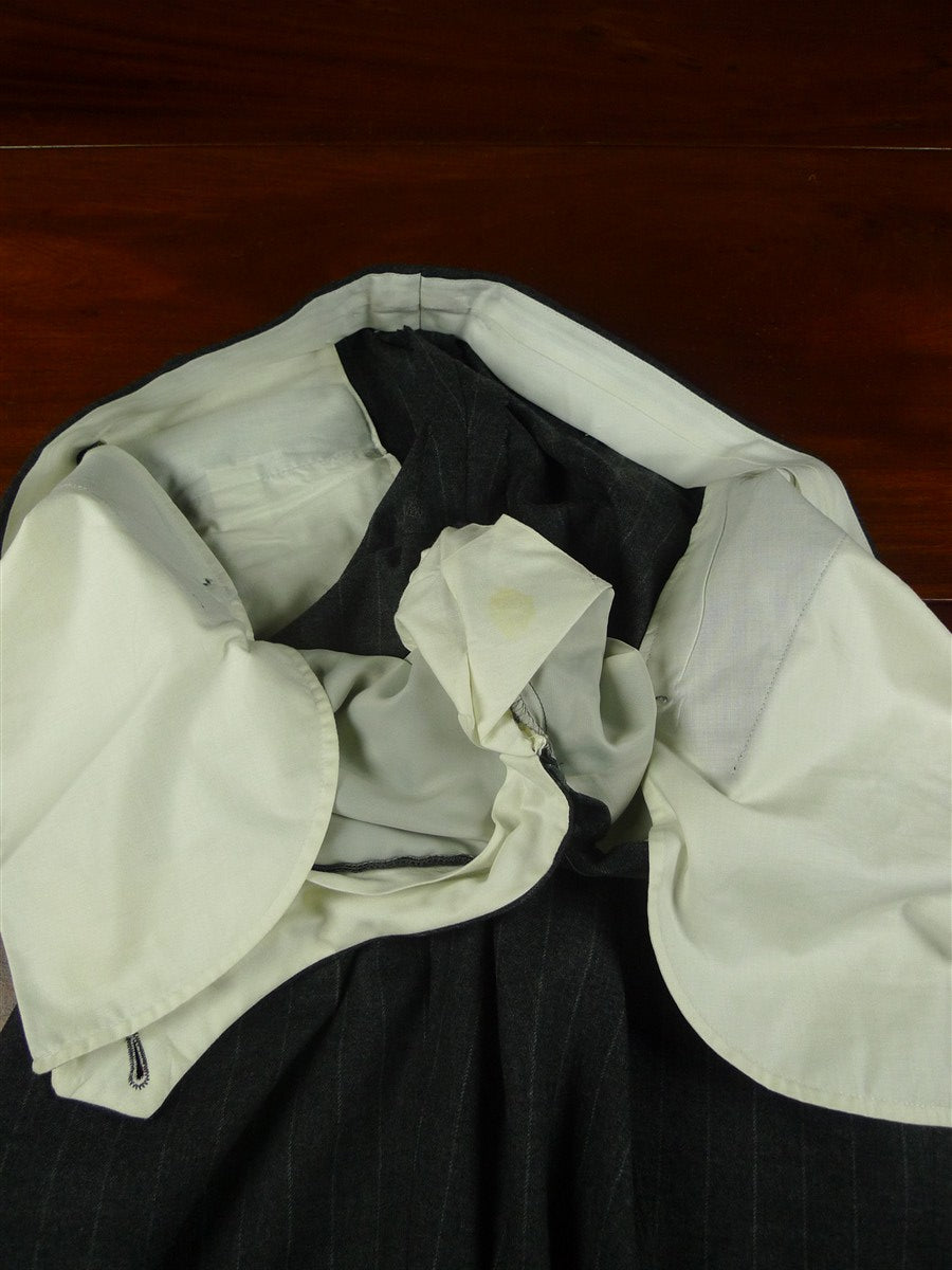 26/0731 near immaculate vintage crombie grey chalk-stripe worsted flannel d/b suit 42 long