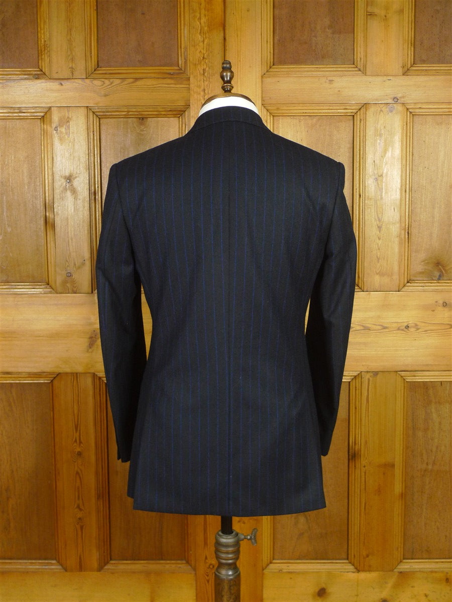 26/0762 immaculate crombie navy / royal blue chalk-stripe worsted flannel suit w/ red lining 39-40 regular