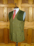 26/0798 immaculate alexander james of pendlebury green wp check tweed shooting vest rrp £295 medium 41