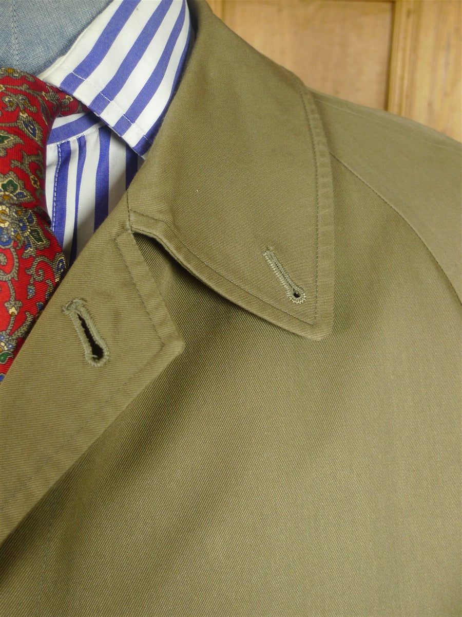 26/0796 near immaculate vintage green burberry cotton mix raincoat mac w/ detachable liner 44